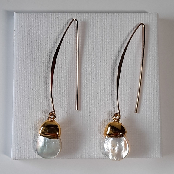 Handmade 16K Gold Plated Natural Shell Earrings - Picture 2 of 3
